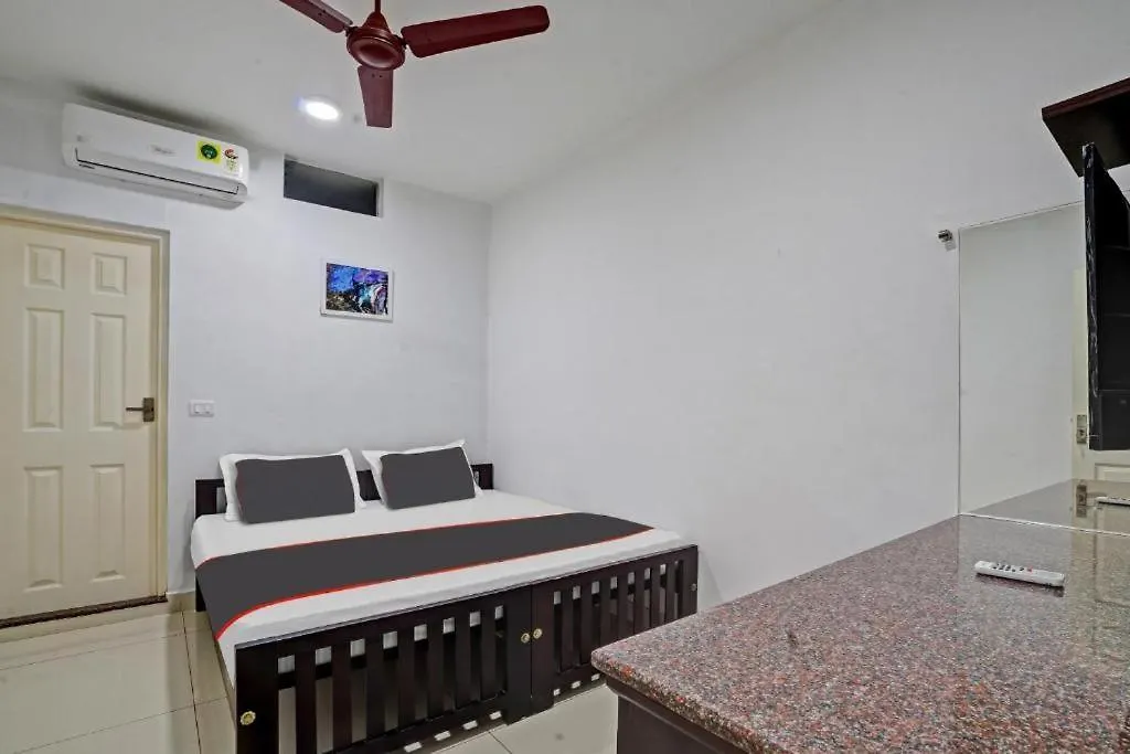 White House Inn Kochi